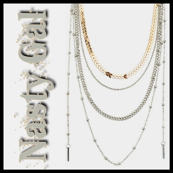 Nasty Gal ✦ Multilayered Gold Necklace ✦ Dainty Layering Chains Statement Chic - Picture 1 of 3